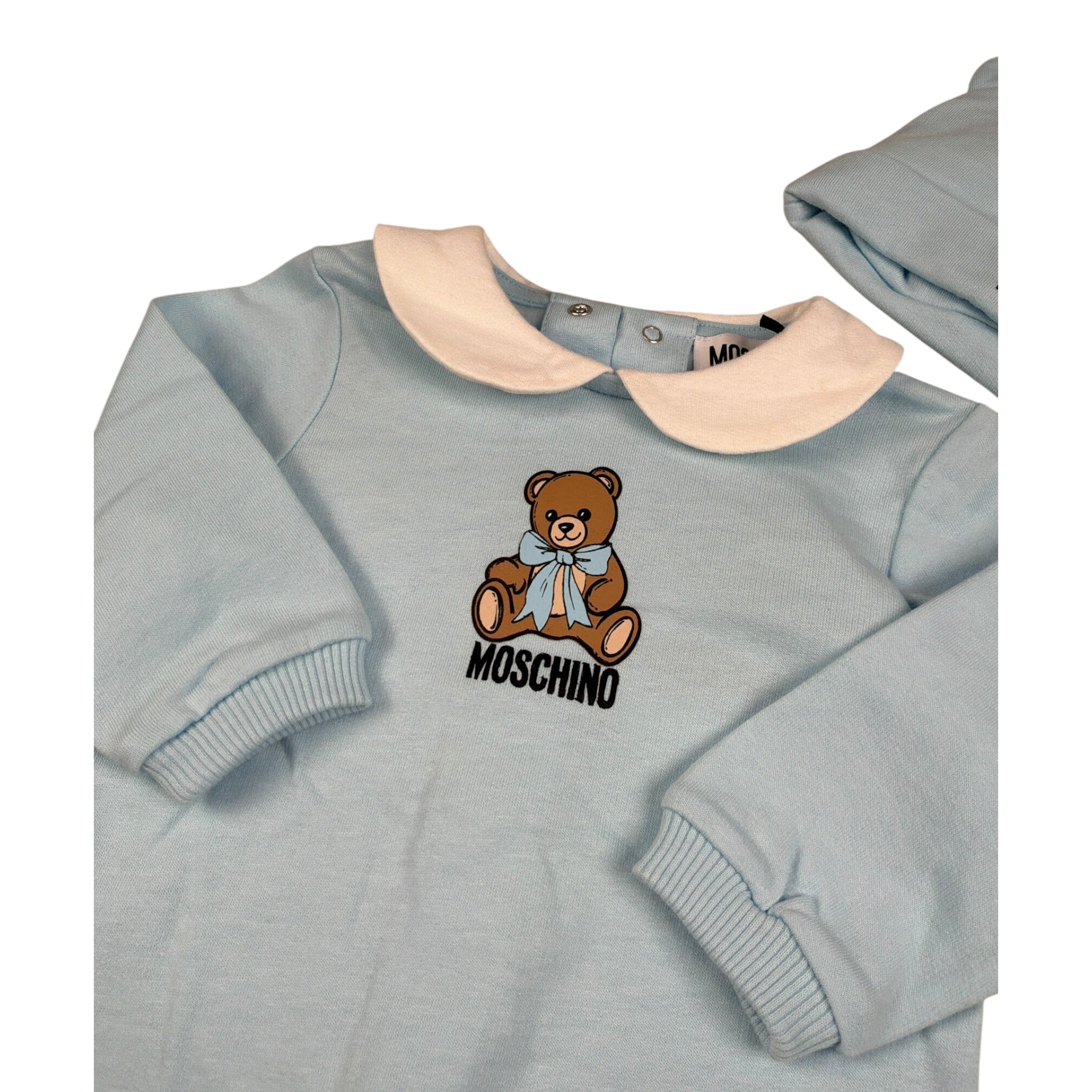 Moschino Tutina Manica Lunga con Cappello E Bavetta Azzurro per Neonato MNY08B AZZURRO MOSCHINO 