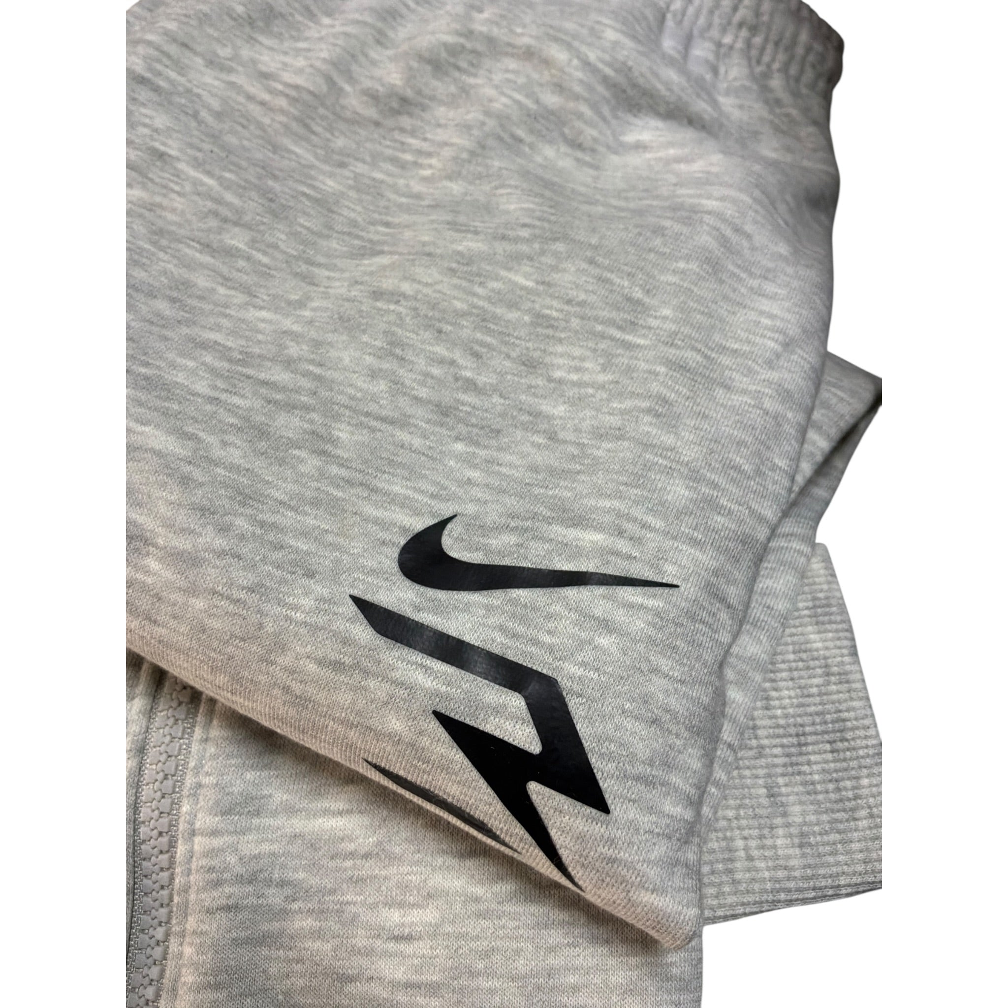 Nike Completo 2 Pezzi Felpa-Pantalone Grigio per Bambino 9Q1216XX GRIGIO NIKE 