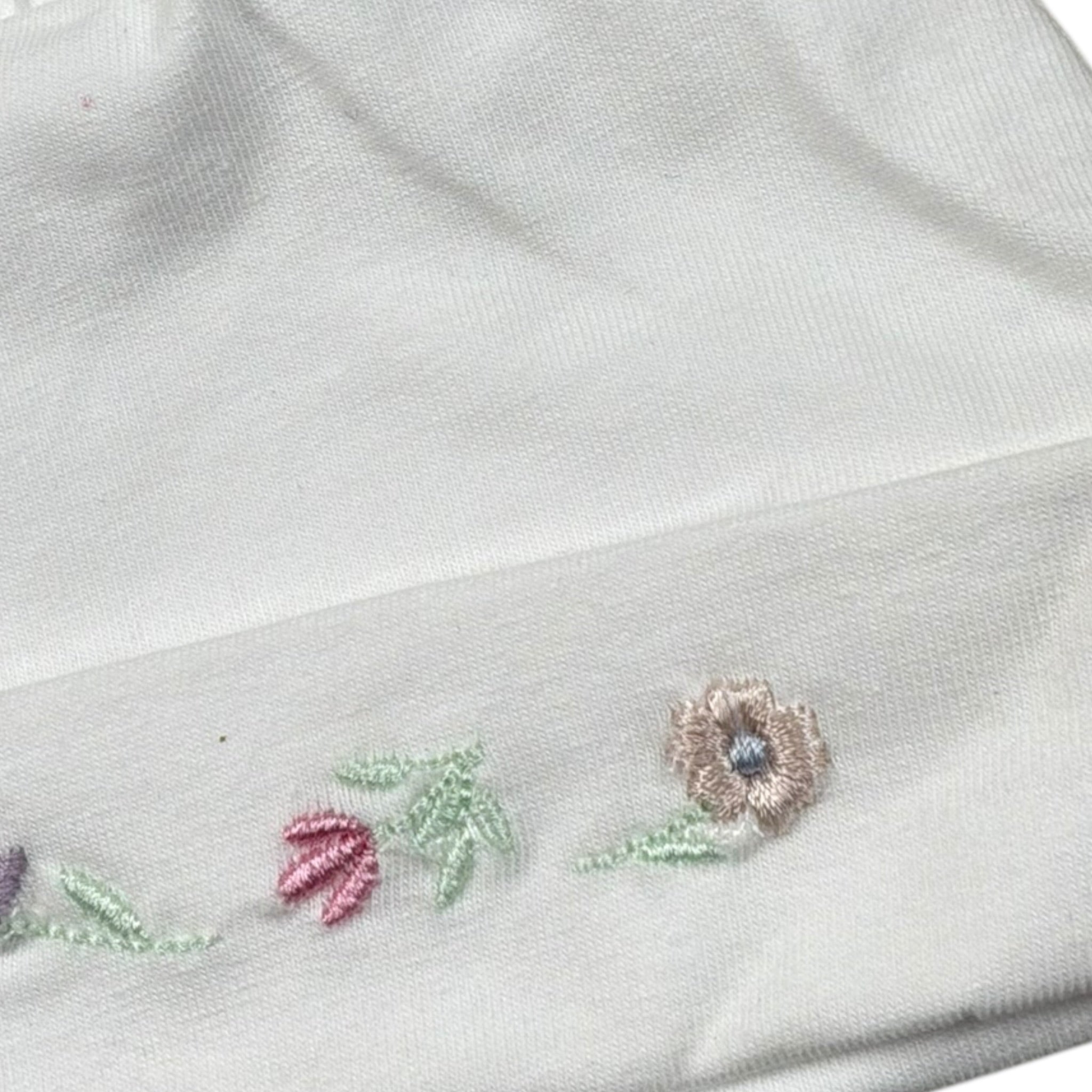 Lalalu' Cappello tinta unita con Ricami Bianco per Neonata CAL12P BIANCO LALALU' 