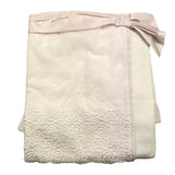 Minu‘ Zweifarbige Garndecke mit weiß/rosa Tüll für Neugeborene