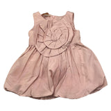 Please Einfarbiges ärmelloses Kleid mit rosa Applikation für Baby Mädchen