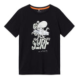 Name.It T-Shirt Rundhals Einfarbig mit Kontrastdruck Schwarz für Jungen