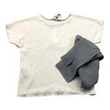 Minimo – Einfarbiges T-Shirt mit Rundhalsausschnitt und weißem Schal für Neugeborene