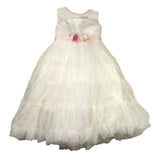 Bella Brilli – Einfarbiges Zeremonienkleid mit kontrastierendem weißen Gürtel für Mädchen