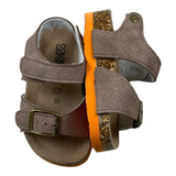 Colors Of California Einfarbige Sandalen mit Kontrastsohle Beige für Neugeborene