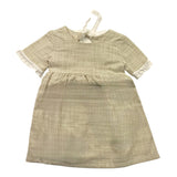 Petit Indi Einfarbiges Halbarmkleid mit grünem Mikromuster für Baby-Mädchen