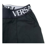 Versace Einfarbige Hose mit elastischem Bund und Logo Schwarz für Jungen