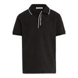 Calvin Klein Poloshirt mit halblangen Ärmeln, einfarbig, mit schwarzem Logo-Print für Jungen